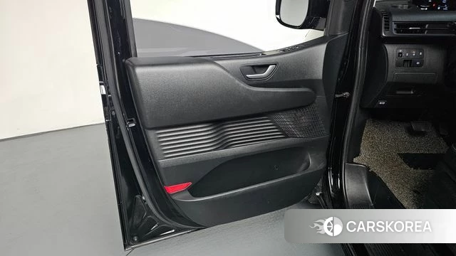 Hyundai Staria id 4517891 из Кореи 17
