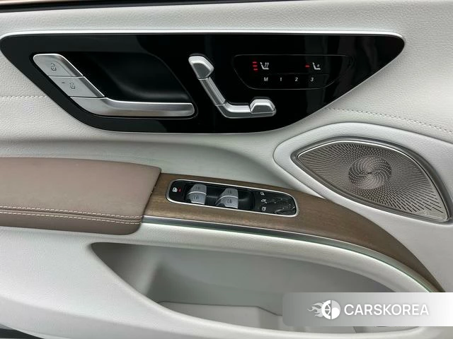 Mercedes-Benz EQS id 4208429 из Китая 17