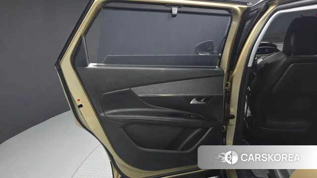 Peugeot 5008 second generation id 4568601 из Кореи 17