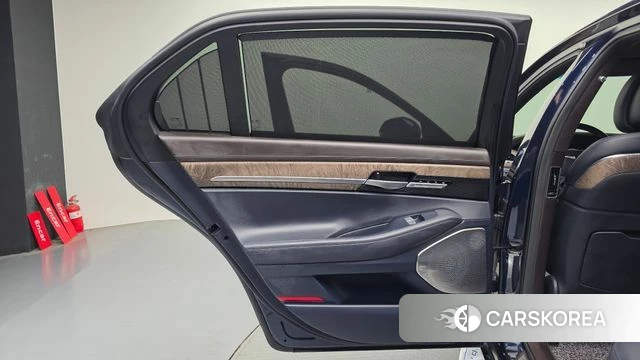Genesis G90 id 4331003 из Кореи 17