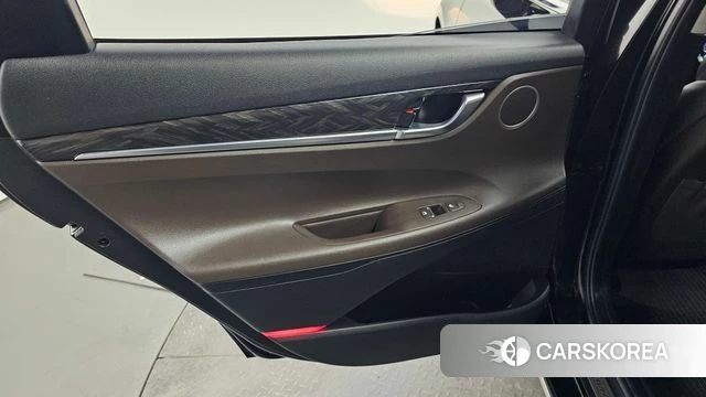 Hyundai Grandeur IG id 4633345 из Кореи 17