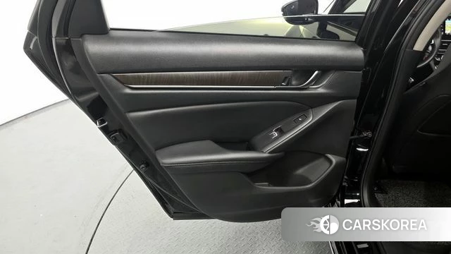 Honda Accord 10th Generation id 4293504 из Кореи 17
