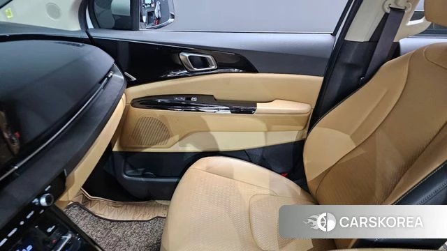 Kia Carnival 4th generation id 4354641 из Кореи 17