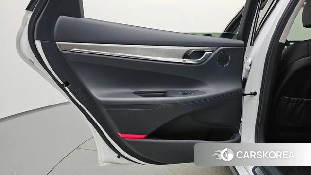 Hyundai The New Grandeur IG Hybrid id 4631483 из Кореи 17