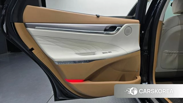 Hyundai The New Grandeur IG id 4434885 из Кореи 17