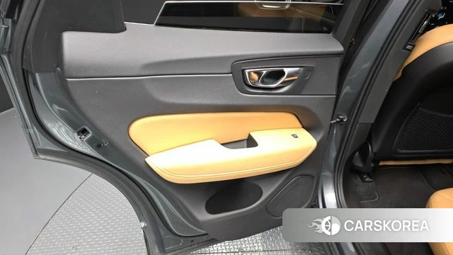 Volvo XC60 second Generation id 4397920 из Кореи 17
