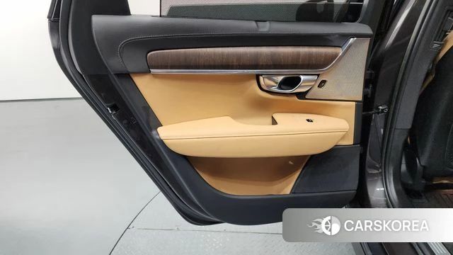 Volvo V90 Cross-Country id 4763008 из Кореи 17