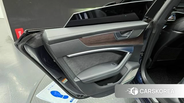 Audi A7 (4K) id 4231128 из Кореи 17