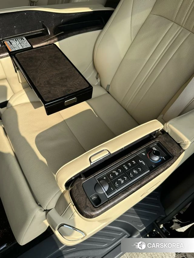 Toyota Elfa id 3993808 из Китая 17