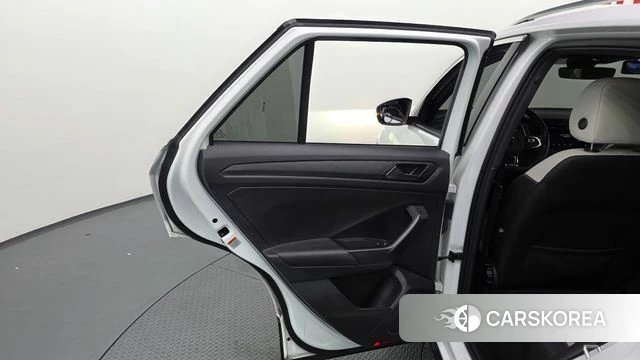 Volkswagen T-Roc id 4849067 из Кореи 17