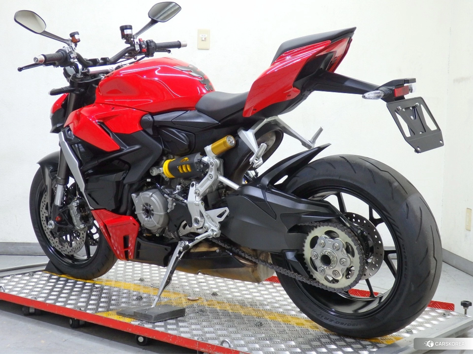Проданный Ducati STREETFIGHTER V2 id 4365531 из Японии, фото 17