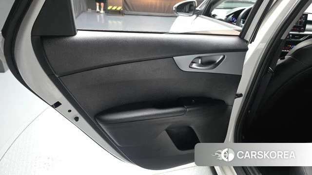 Kia The New K3 2nd generation id 4586106 из Кореи 17