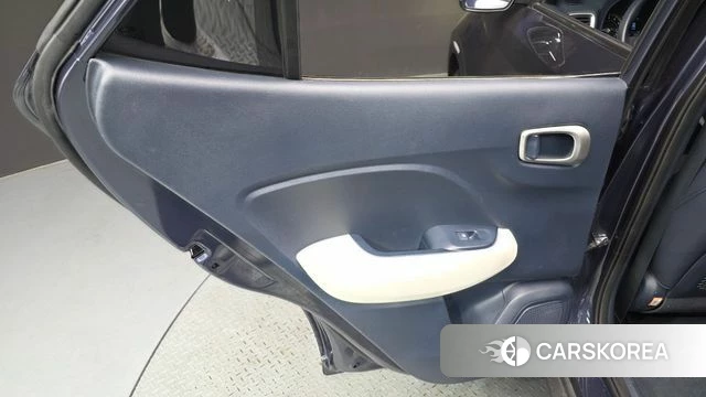 Hyundai Venue id 4310205 из Кореи 17