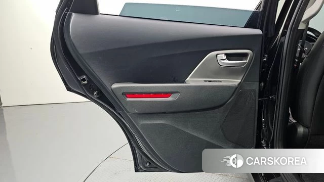 Kia Niro Plus id 4692289 из Кореи 17