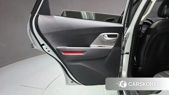 Kia Niro Plus id 4701855 из Кореи 17