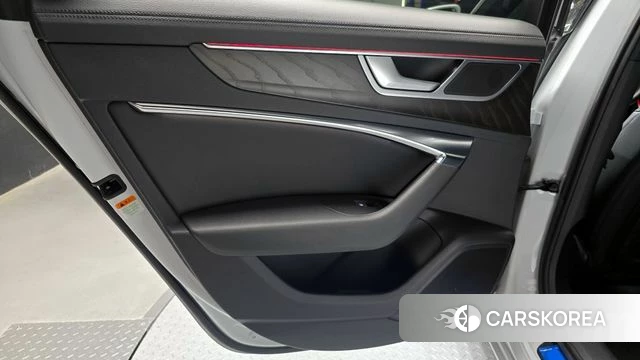 Audi A6 (C8) id 4282203 из Кореи 17