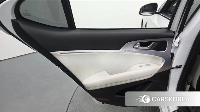 Genesis G70 id 4362645 из Кореи 17