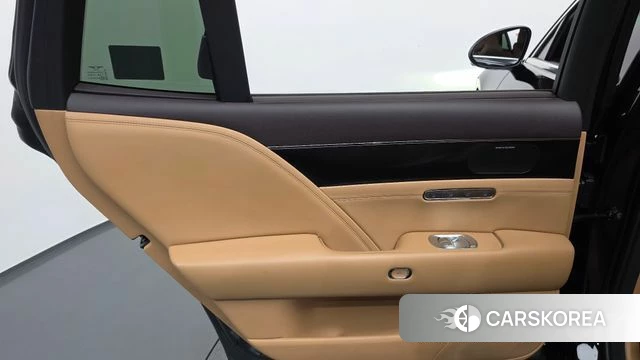 Genesis G90 (RS4) id 4730773 из Кореи 17