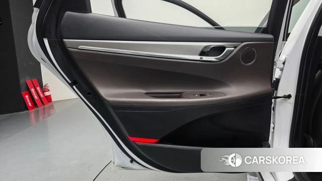 Hyundai The New Grandeur IG id 4310338 из Кореи 17