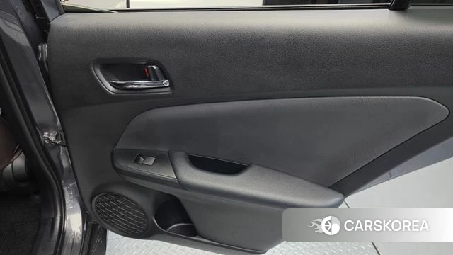 Toyota Prius 4th Generation id 4759763 из Кореи 17