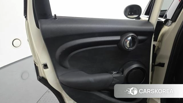 Mini Cooper id 4741897 из Кореи 17