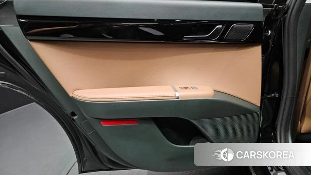 Hyundai Grandeur Hybrid (GN7) id 4243521 из Кореи 17