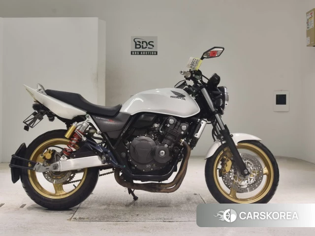 Проданный Honda CB400SF 2013 из Японии