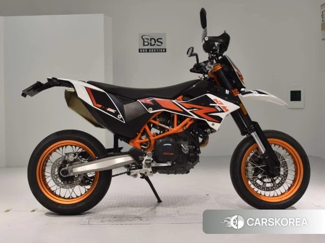 Проданный KTM 690 SMC R 2017 из Японии