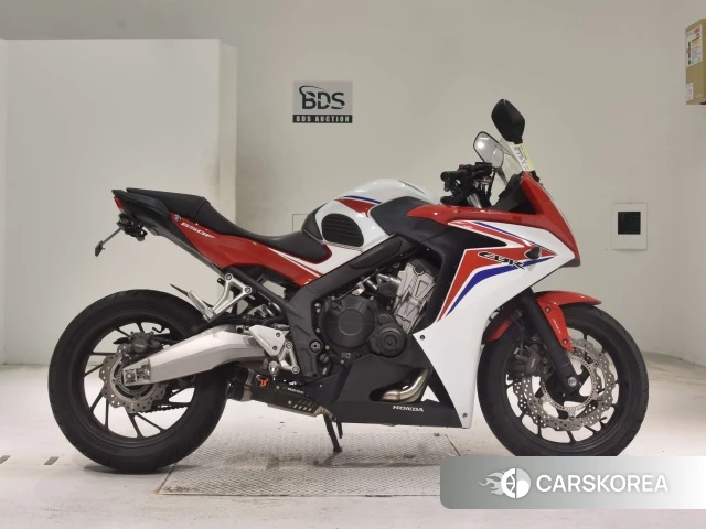 Проданный Honda CBR650F 2015 из Японии