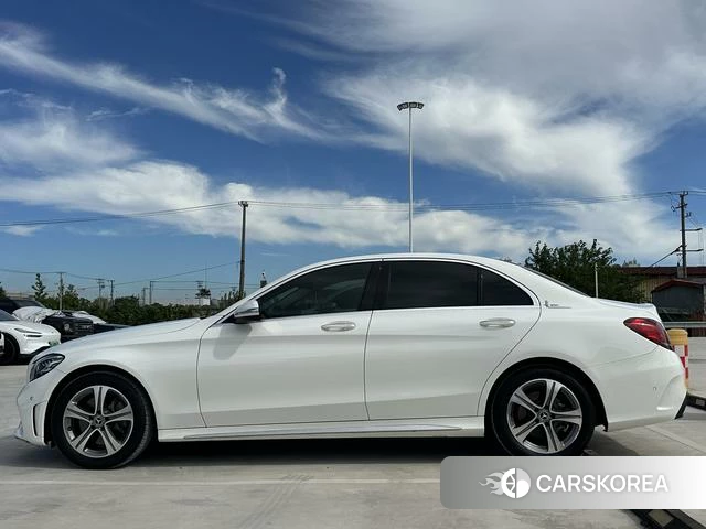 Mercedes-Benz Class C id 4239283 из Китая 17