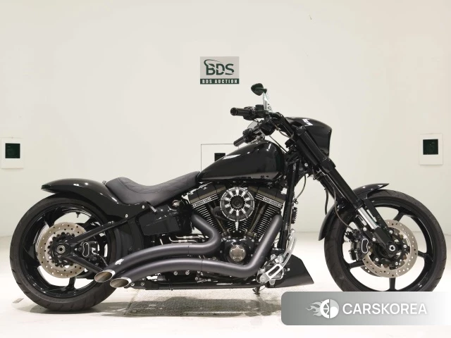Проданный Harley-Davidson Softail Breakout FXSBSE CVO 2016 из Японии
