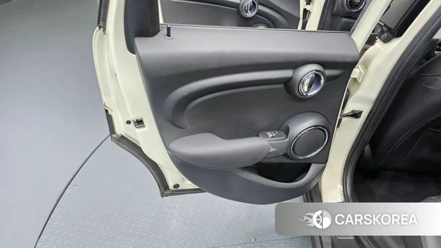 Mini Cooper id 4637285 из Кореи 17
