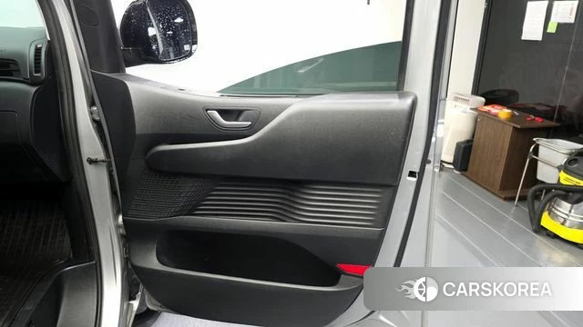 Hyundai Staria id 4303834 из Кореи 17