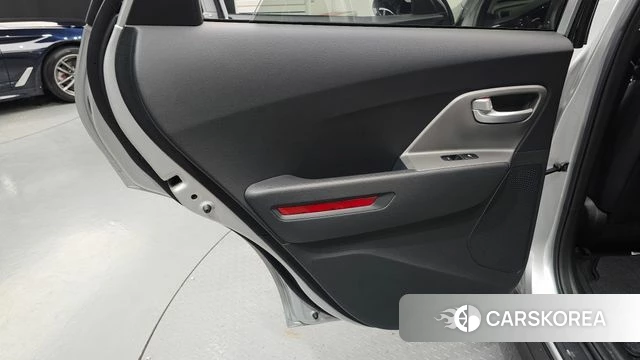 Kia Niro Plus id 4580106 из Кореи 17