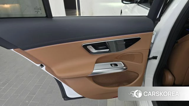 Mercedes-Benz E-Class W214 id 4578421 из Кореи 17