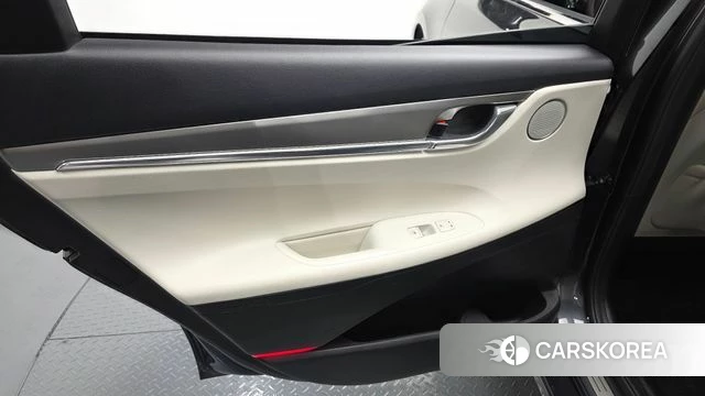 Hyundai The New Grandeur IG Hybrid id 4282287 из Кореи 17