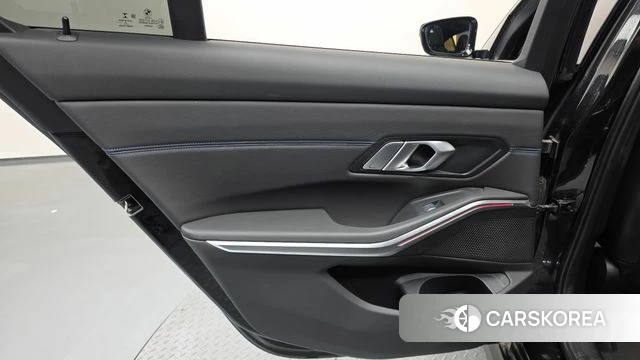 BMW 3 Series (G20) id 4495133 из Кореи 17