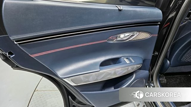 Genesis GV70 id 4267585 из Кореи 17