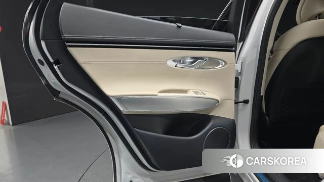 Genesis GV70 id 4322754 из Кореи 17