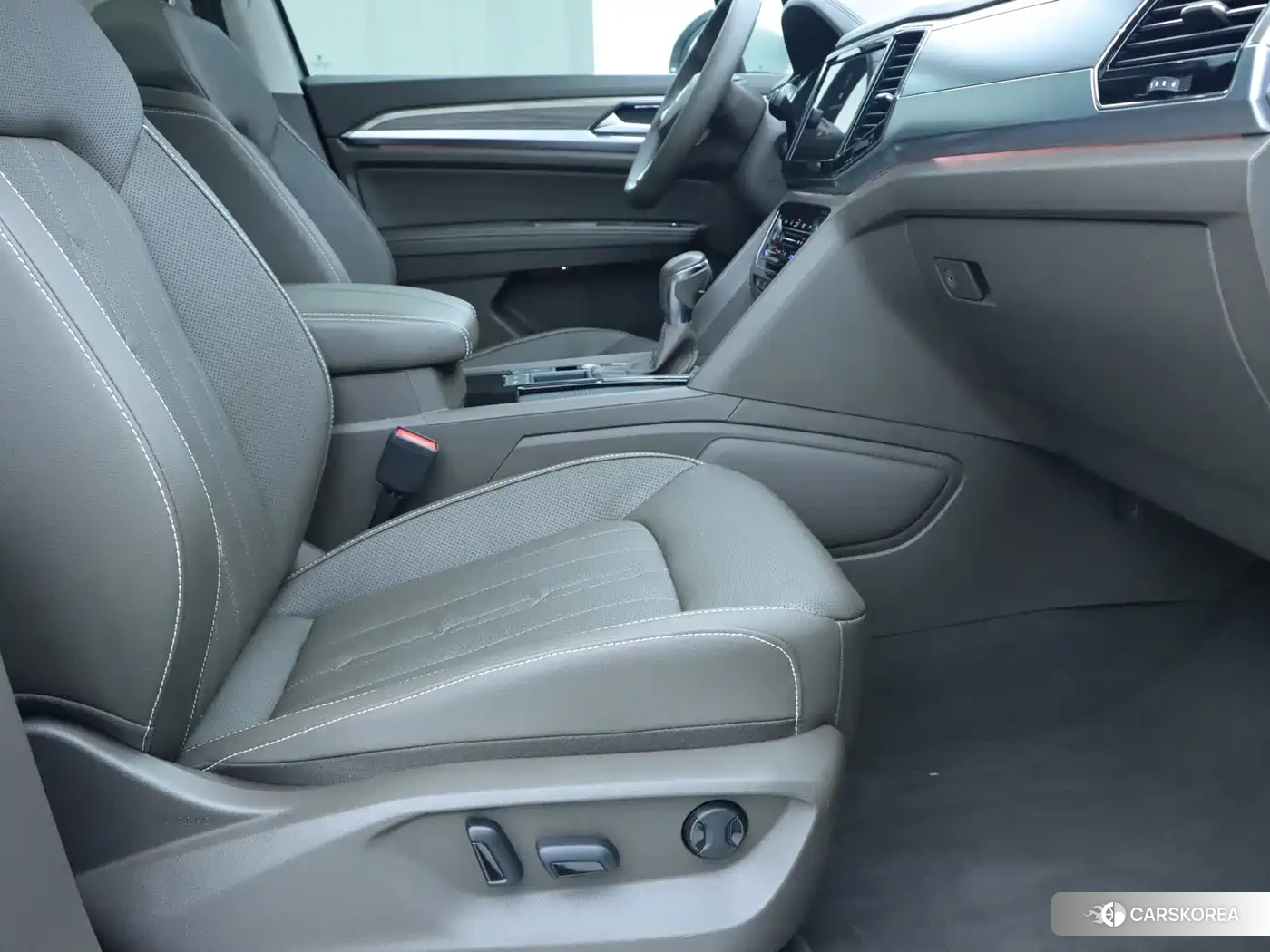 Volkswagen Viloran id 4606976 из Китая 17