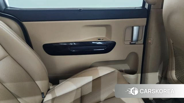 Kia The New Carnival id 4551906 из Кореи 17