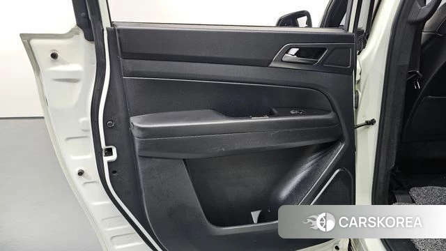 Ssangyong The New Rexton Sports Cannes id 4641636 из Кореи 17