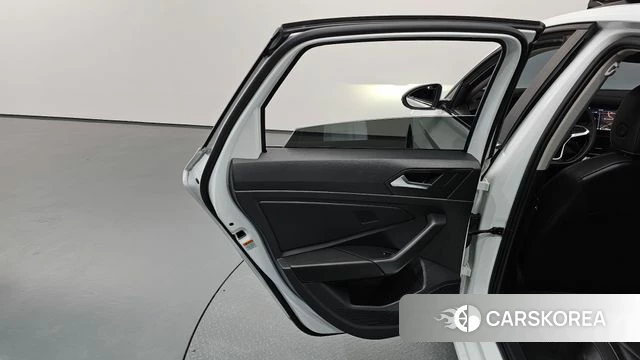 Volkswagen 7th Generation of Jetta id 4554704 из Кореи 17