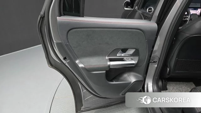 Mercedes-Benz GLA - Class H247 id 4505651 из Кореи 17