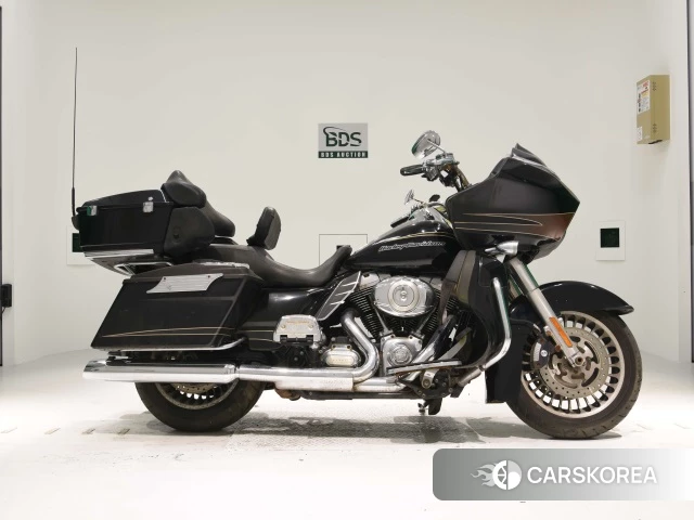 Проданный Harley-Davidson Road Glide FLTRU1690 2011 из Японии, фото 2