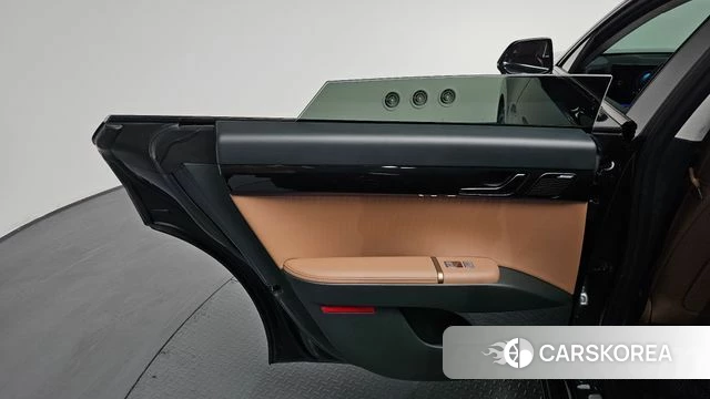 Hyundai Grandeur Hybrid (GN7) id 4201425 из Кореи 17