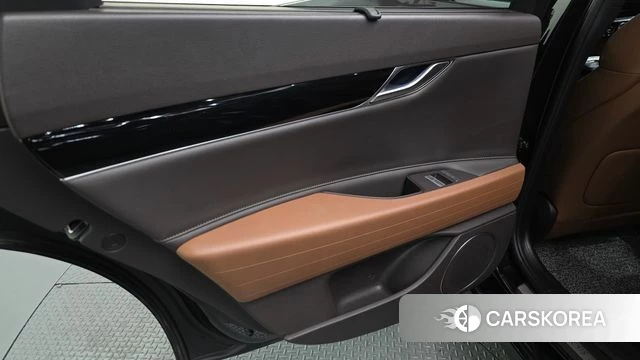 Genesis G80 (RG3) id 4880715 из Кореи 17