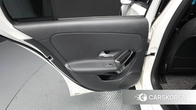 Mercedes-Benz A-Class W177 id 4416838 из Кореи 17