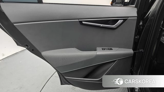 Kia Di Ol Nu Niro id 4309184 из Кореи 17