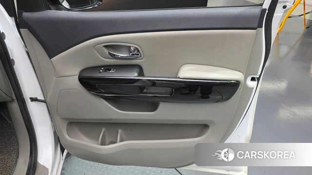 Kia The New Carnival id 4530776 из Кореи 17